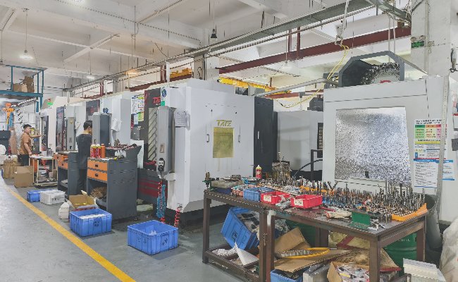 CNC SHOP 650 400